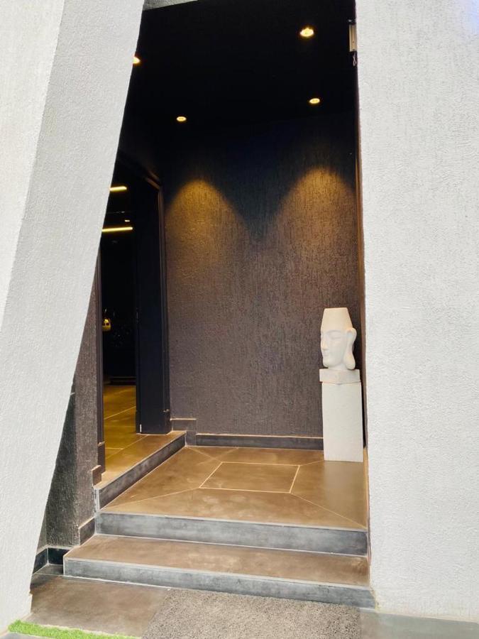 Madhav'S Lap Of Luxury Hotell Moradabad Eksteriør bilde